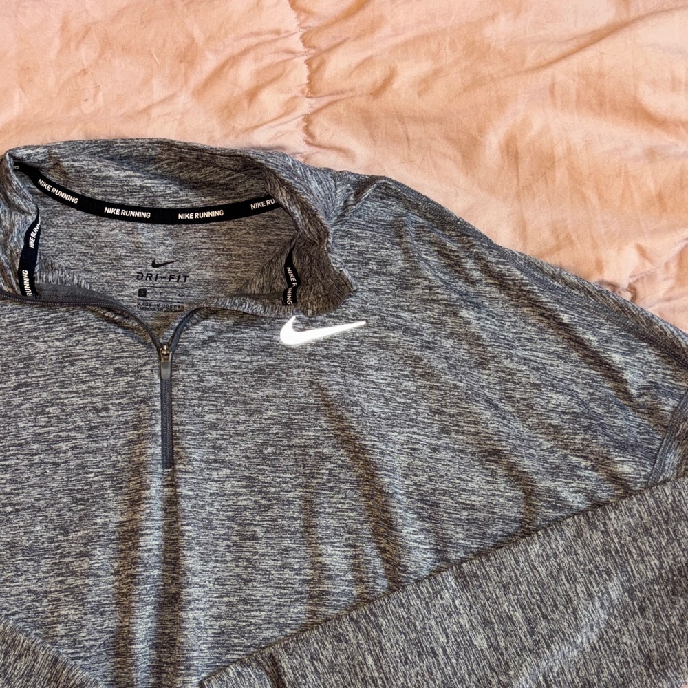Nike Run pullover - Picture 3 of 4